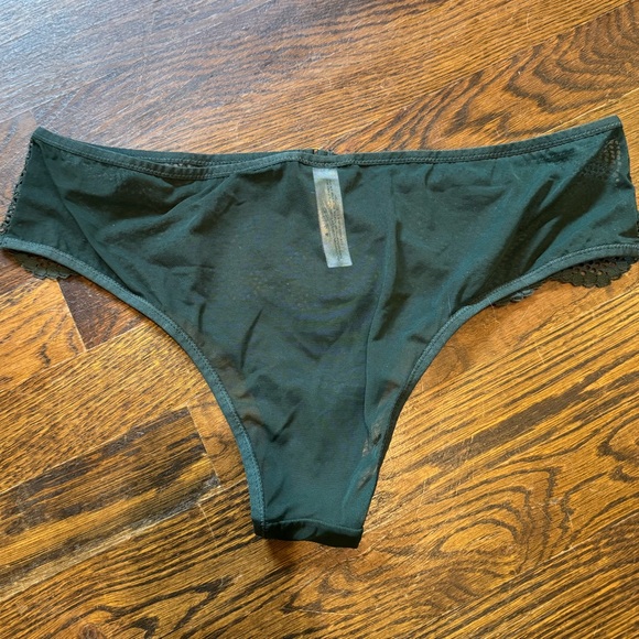 Adore Me Margaritte Push Up Set - Picture 8 of 13